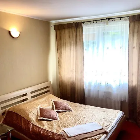 Rezydent Bed & Breakfast